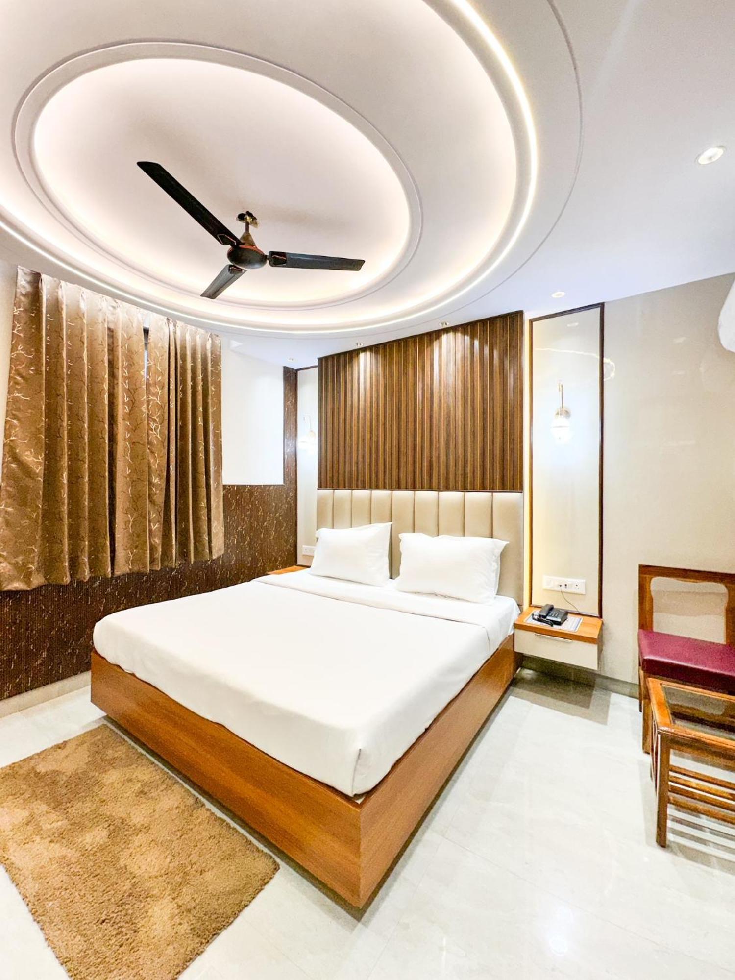 Delhi Delight Premium Panzió Új-Delhi Kültér fotó