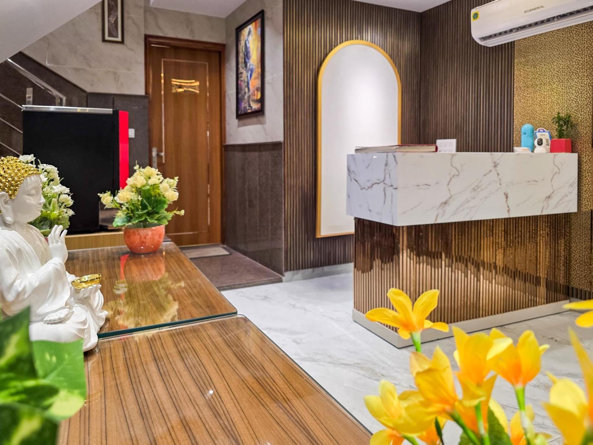 Delhi Delight Premium Panzió Új-Delhi Kültér fotó