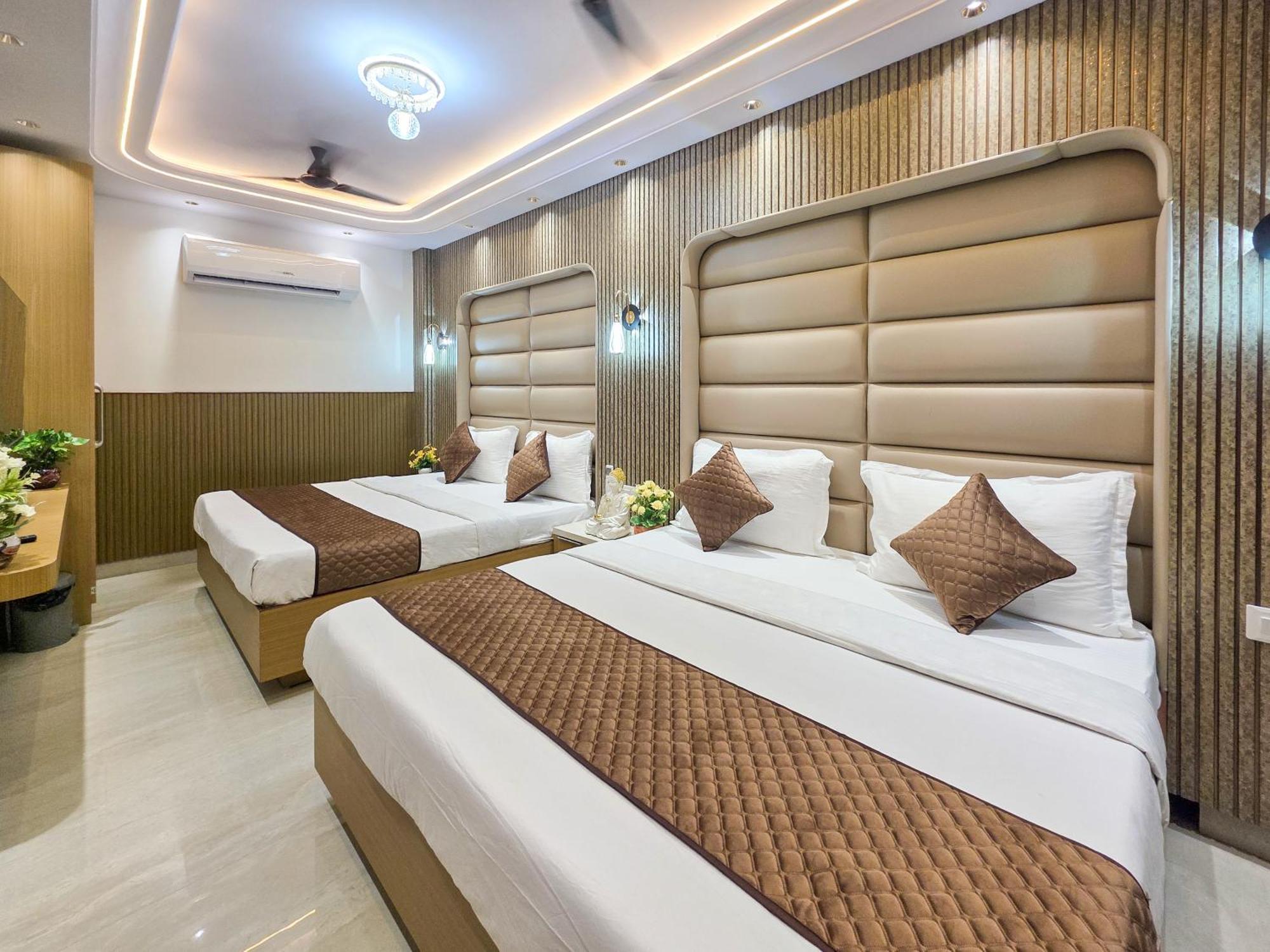 Delhi Delight Premium Panzió Új-Delhi Kültér fotó