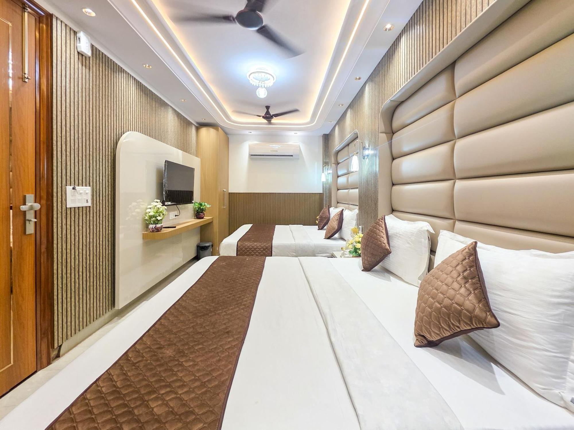 Delhi Delight Premium Panzió Új-Delhi Kültér fotó